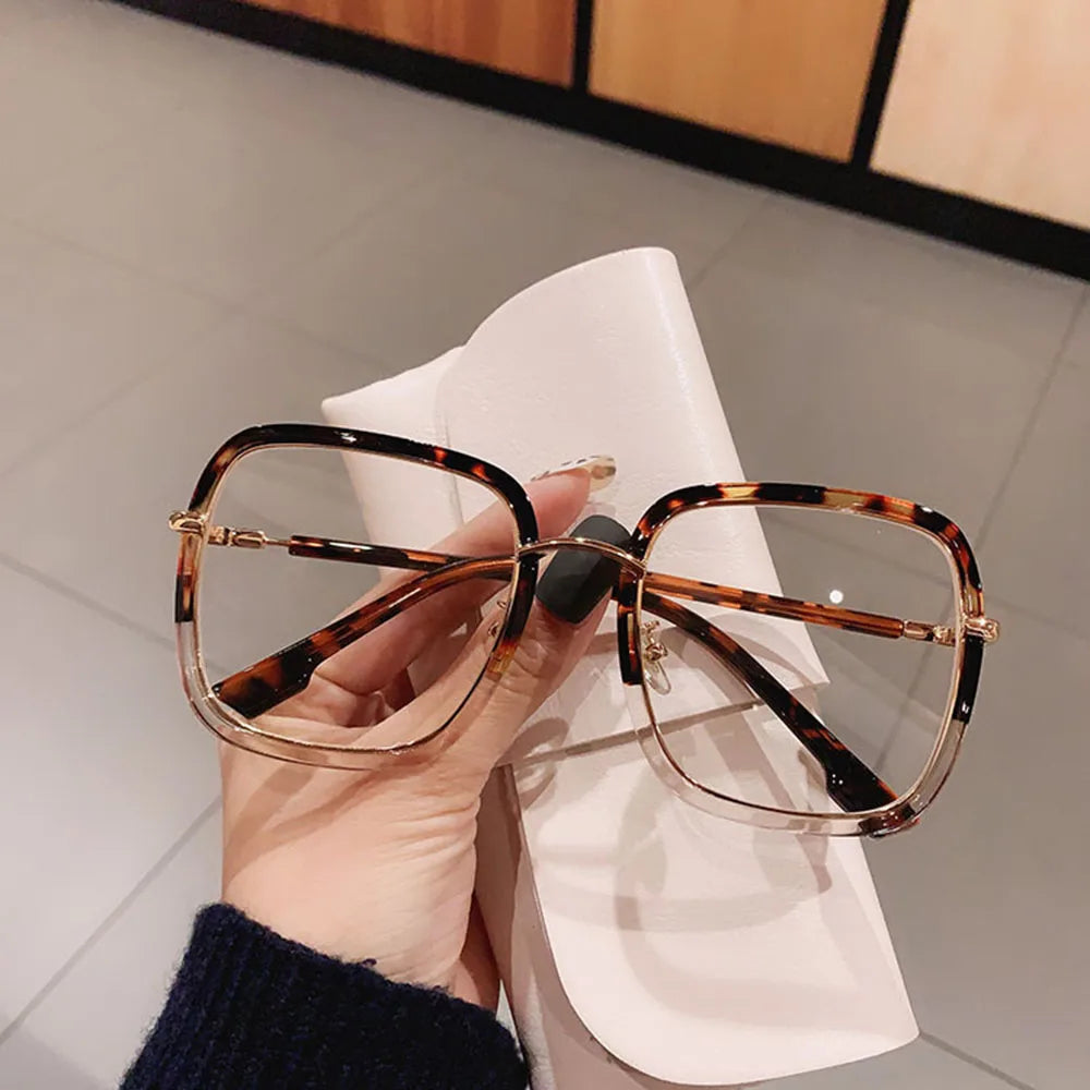 SEXY Oversized Clear Square Glasses Women Fashion Anti-blue Optical Glasses Frames Classic Plastic Eyeglasses Frames Eyewear