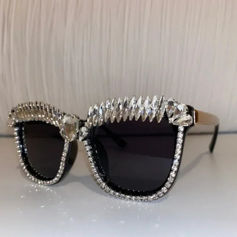 2024 New Brand Luxury Square Sunglasses Diamond Crystal Rhinestone Sunglasses Shades Cateye  De Sol Gafas