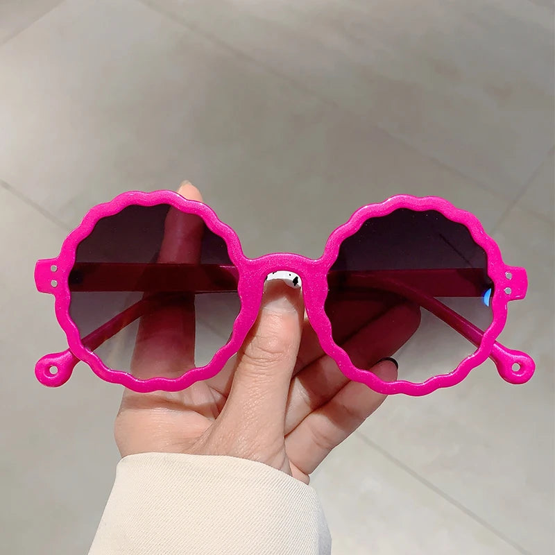 Fashion Round Sunglasses Trendy Vintage Flower Shaped Rim Gradient Sun Glasses 2024 New Brand Design Stylish Shades