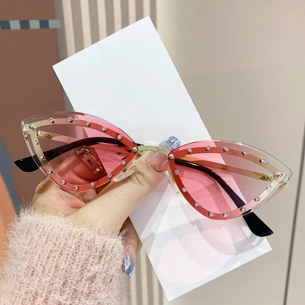 Gradient Cat Eye Sunglasses Multicolor UV400 Protection Party Sun Glasses New Stylish Eyewear with Rhinestones