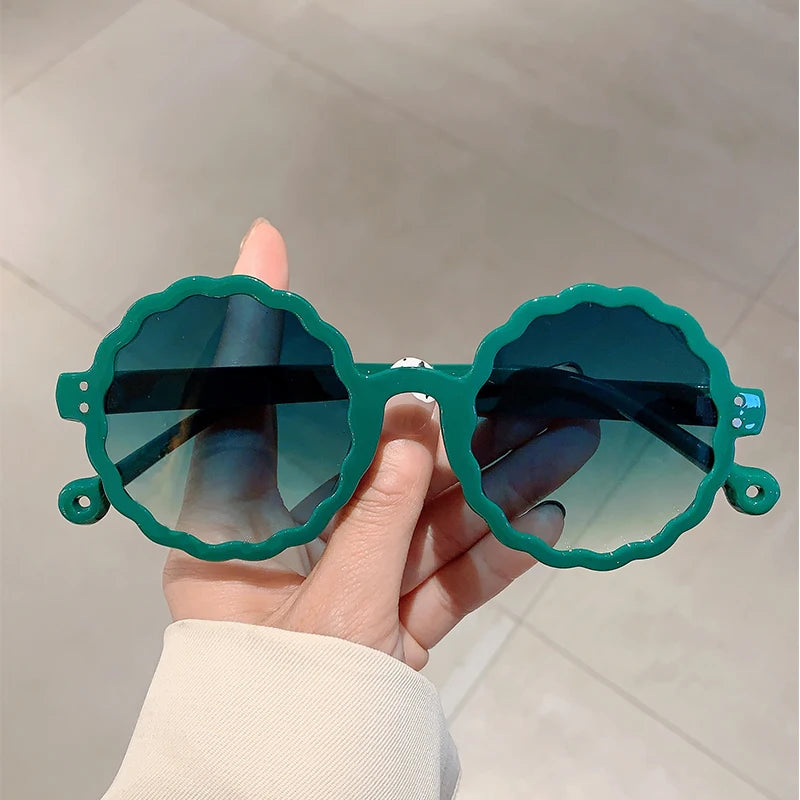 Fashion Round Sunglasses Trendy Vintage Flower Shaped Rim Gradient Sun Glasses 2024 New Brand Design Stylish Shades